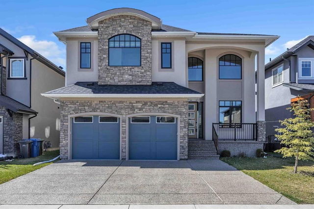 128 Kinniburgh Loop