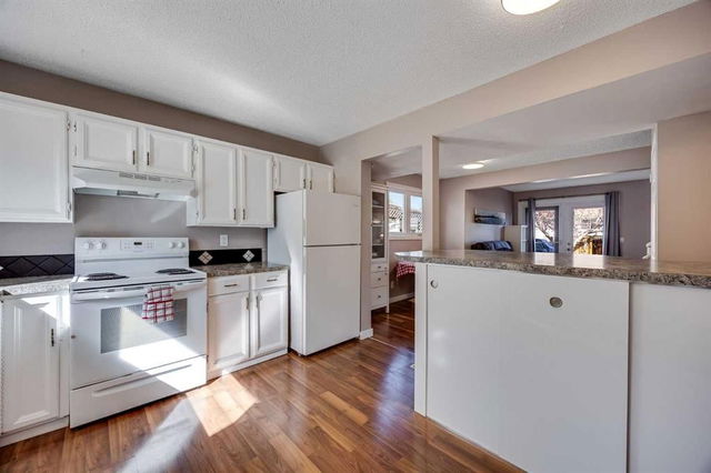 3417 Cedarille Drive