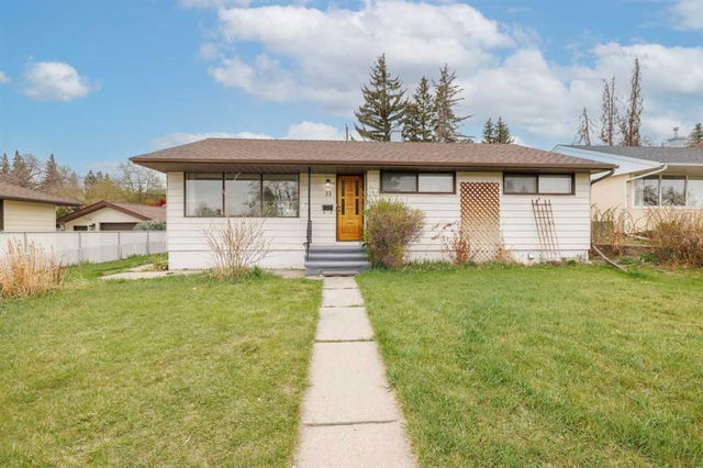 33 Northmount Crescent