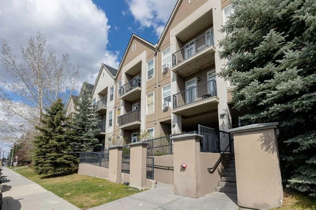 205 - 15304 Bannister Road