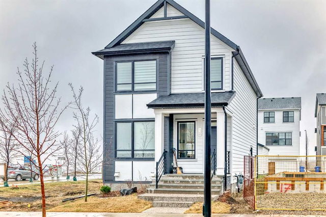 13 Treeline Avenue