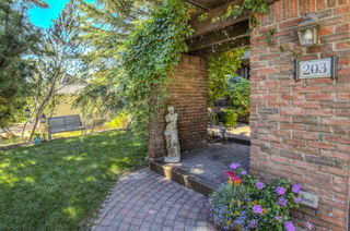 203 Pump Hill View