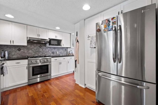 22 - 5810 Patina Drive