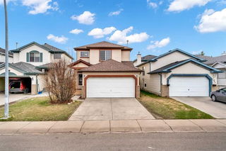 207 Martin Crossing Close