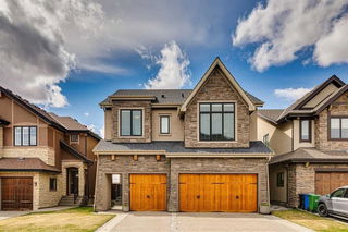 192 Ascot Crescent