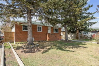 32 Beaupre Crescent