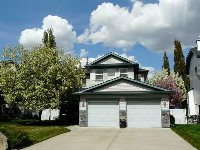 116 Oakmere Place