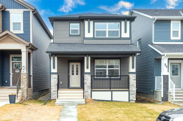 37 Legacy Glen Place