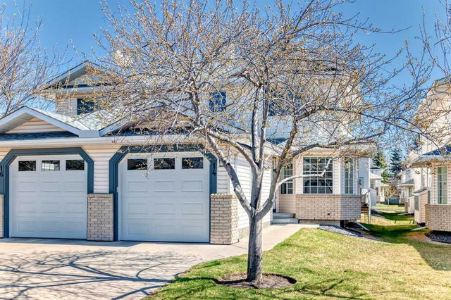 14 Silvergrove Close