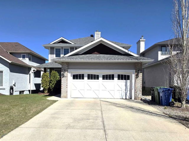 104 Hawktree Green
