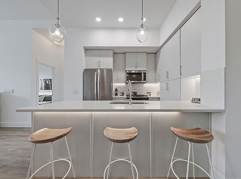 38 Quarry Gate SE #108, Calgary, Alberta