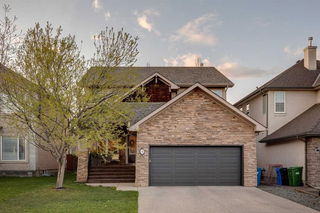 16 Strathlea Close