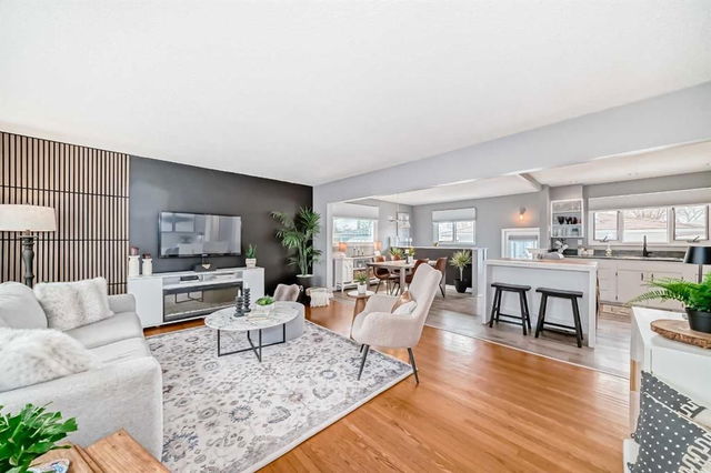 417 Astoria Crescent