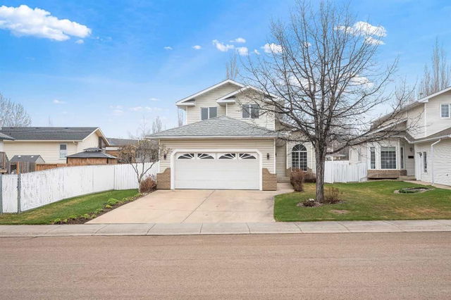 4006 59 Avenue Close