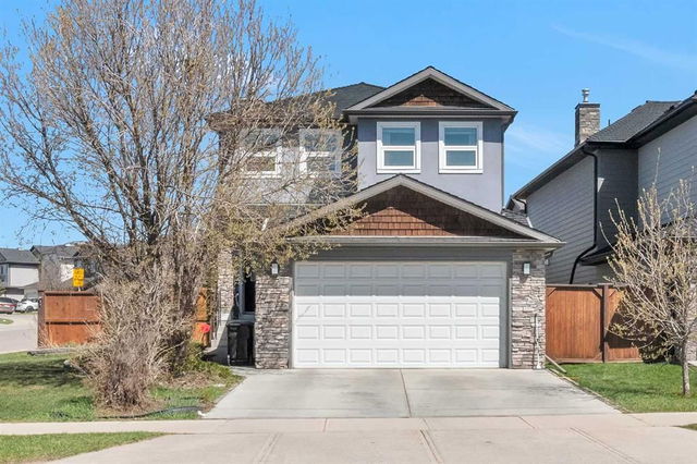 80 Saddlecrest Boulevard