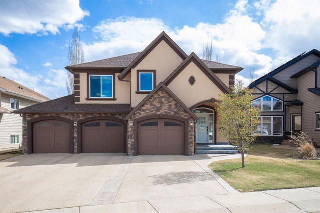 6 Oscar Court
