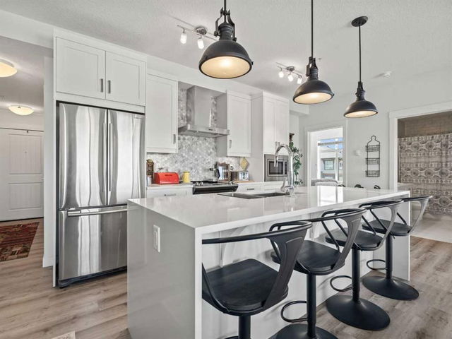 212 - 100 Auburn Meadows Common