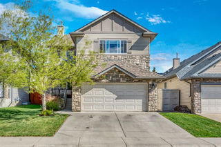 10 Crystal Green Way