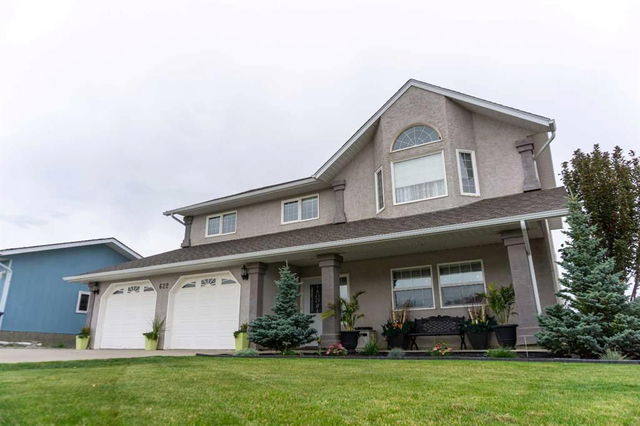 622 Thistle Crescent