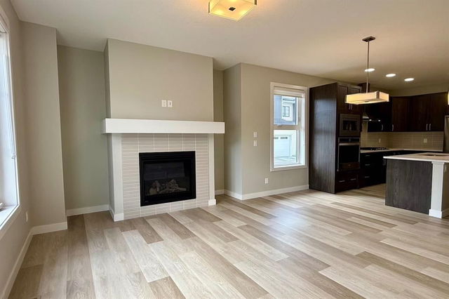 127 Crestbrook Way