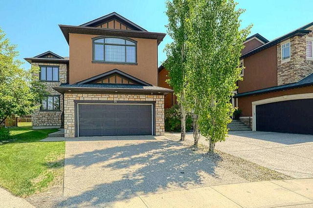 16 Rockcliff Point