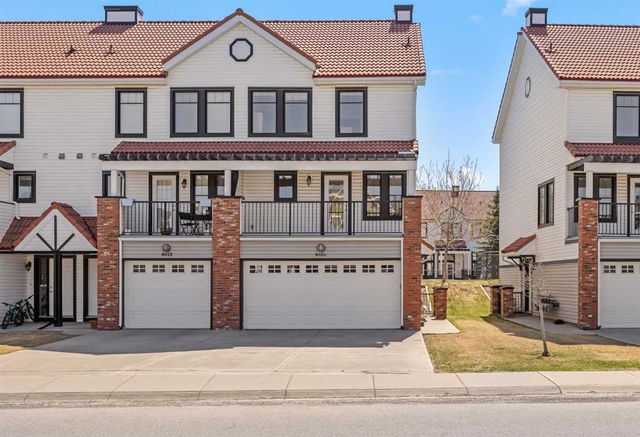 8924 Royal Oak Way
