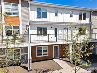 906 - 135 Belmont Passage