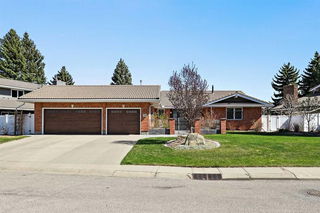 104 Midpark Crescent