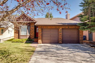 764 Coach Bluff Crescent