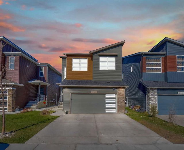 225 Cornerstone Manor