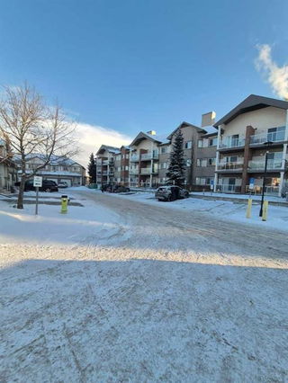 318 - 92 Saddletree Court