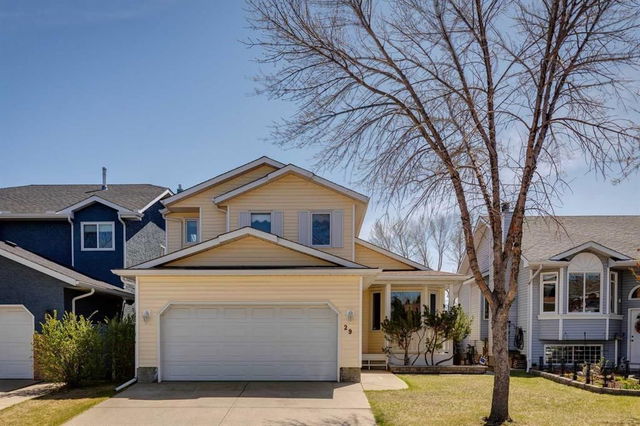 29 Riverside Circle