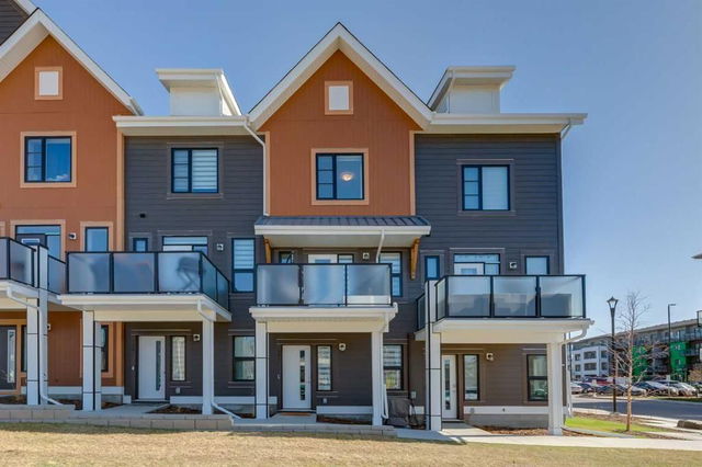 104 Livingston Common