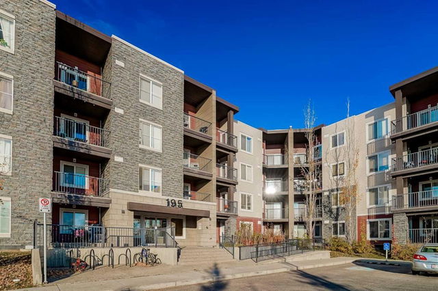 422 - 195 Kincora Glen Road
