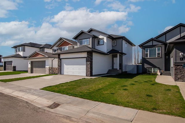 88 Henderson Crescent