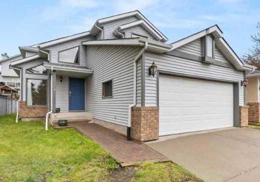 74 Sandringham Way
