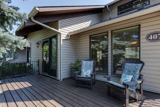 407 Whiteridge Crescent
