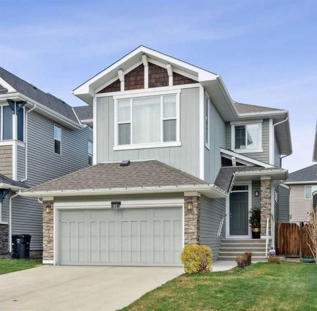 61 Auburn Springs Close