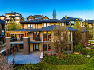 16 Spring Valley Way