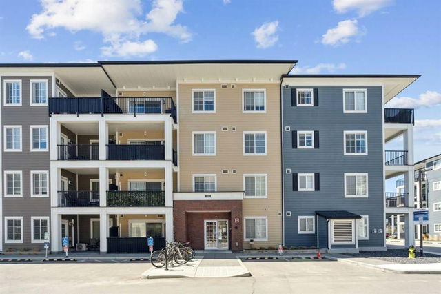 7204 - 151 Legacy Main Street