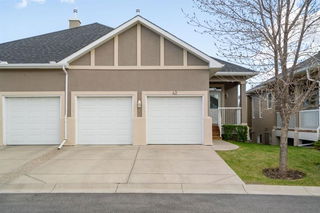 42 Evercreek Bluffs Place
