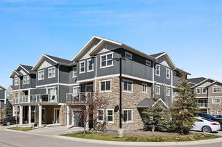 208 Evanston Manor