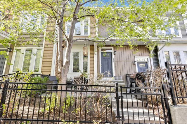 604 Auburn Bay Square