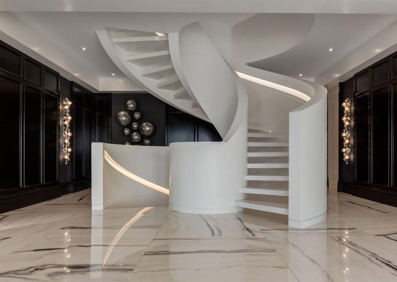 732 Crescent Road NW, Rosedale — interior photo