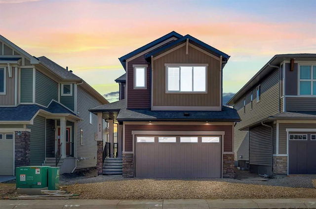 925 Bayview Heights SW