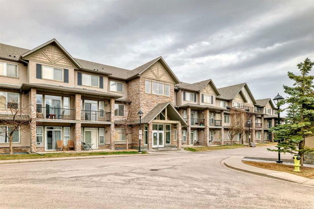 1209 - 211 Aspen Stone Boulevard