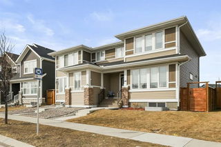 195 Redstone Grove