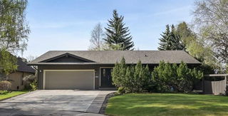 127 Varsity Estates Grove