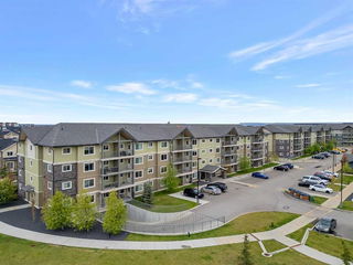 2304 - 181 Skyview Ranch Manor