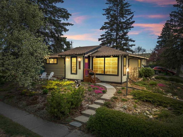 1260 Northmount Drive